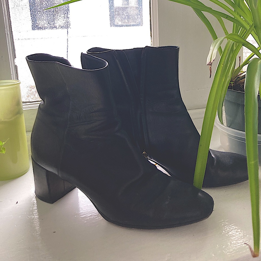 Italian leather high heeled boots, size 8.5